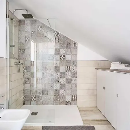 Tenerife Royal Gardens 23 - One Bed Apartament