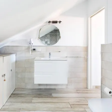 Tenerife Royal Gardens 23 - One Bed 美洲海滩